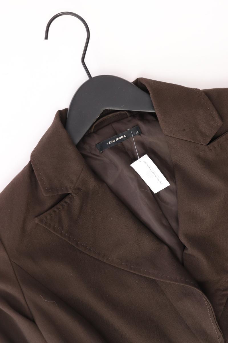 Second Hand Outfit Größe XS mit Slim Blazer in Gr. 34 und Schmuck