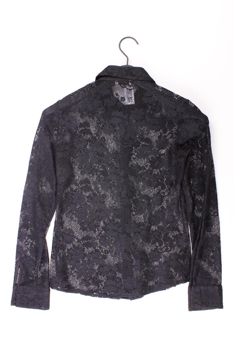 Second Hand Outfit Größe S mit More&More Spitzenbluse in Gr. 36 und Halskette