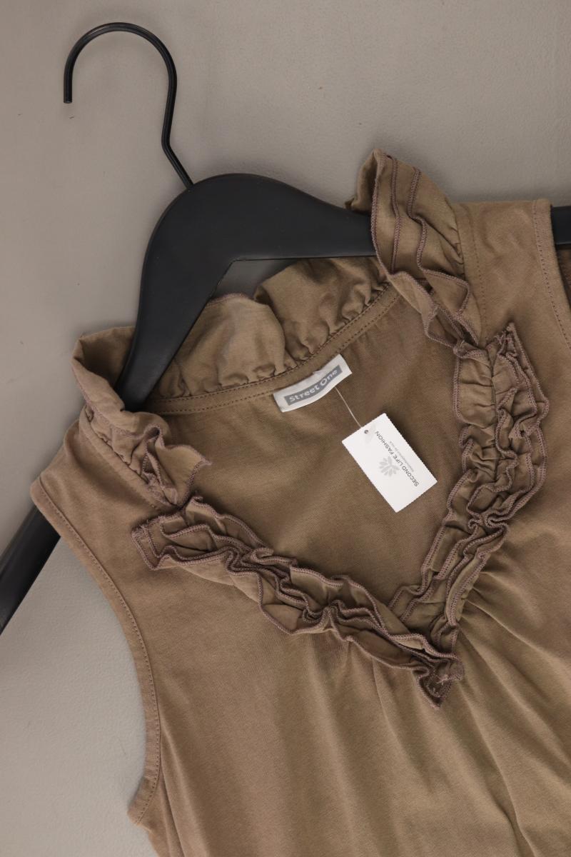 Second Hand Outfit Größe XS mit Street One Rüschentop in Gr. 34 und Halskette