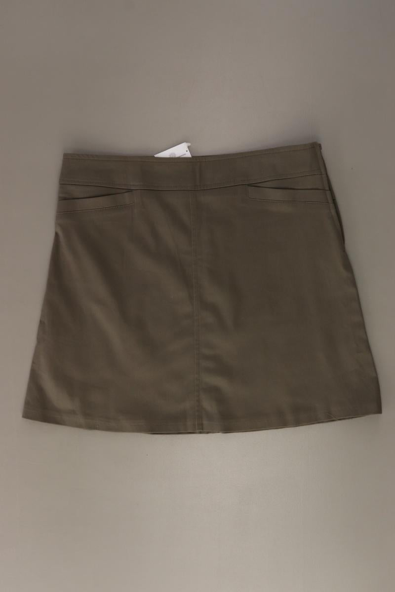 Second Hand Outfit Größe XS mit Cream Rüschentop in Gr. 34, Rock in Gr. 34