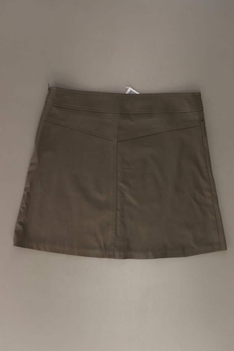 Second Hand Outfit Größe XS mit Cream Rüschentop in Gr. 34, Rock in Gr. 34
