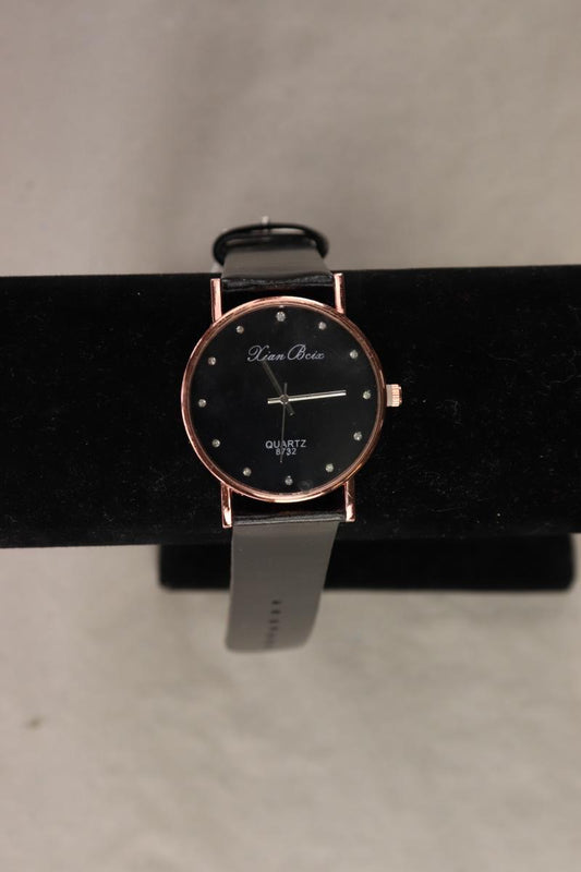 Armbanduhr neuwertig schwarz