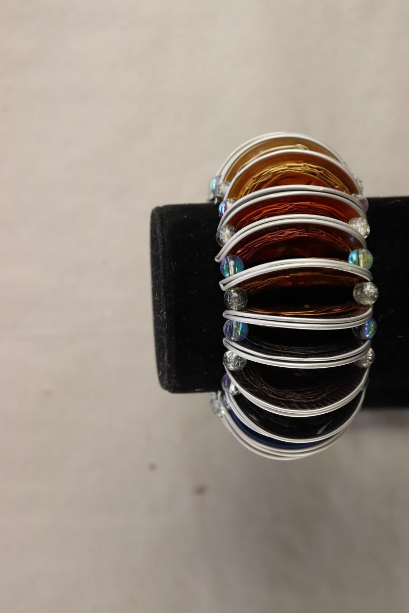 Armband mehrfarbig