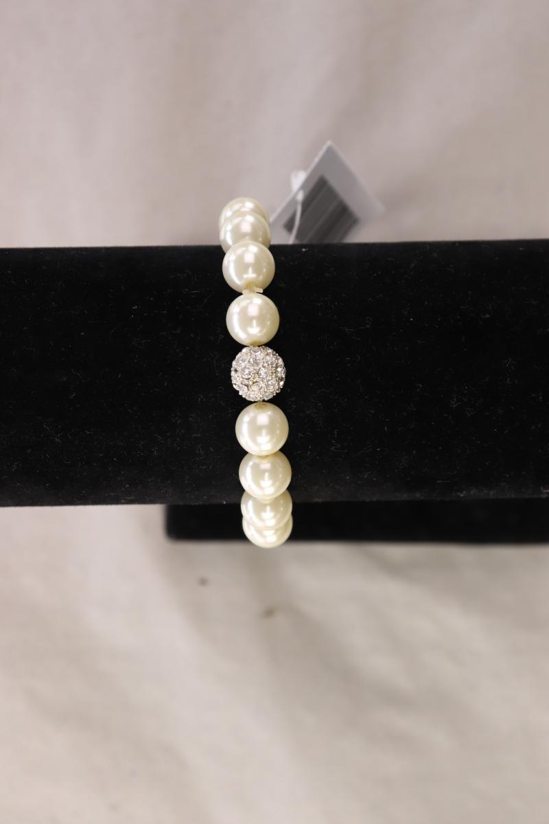 Perlenarmband creme