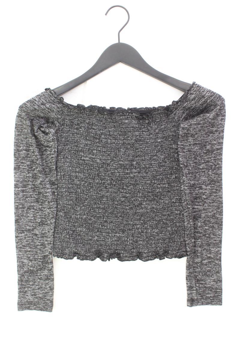 Second Hand Outfit Größe XS mit Hollister Cropped Shirt in Gr. 34/36