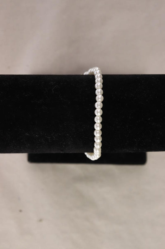 Perlenarmband weiß