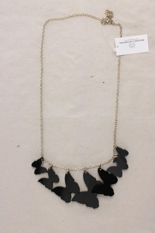 Kette mit Schmetterlinganhänger schwarz