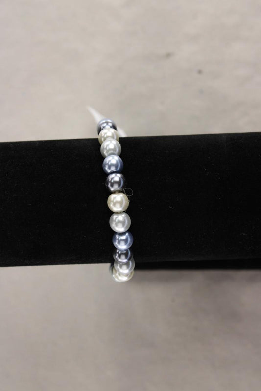 Perlenarmband blau