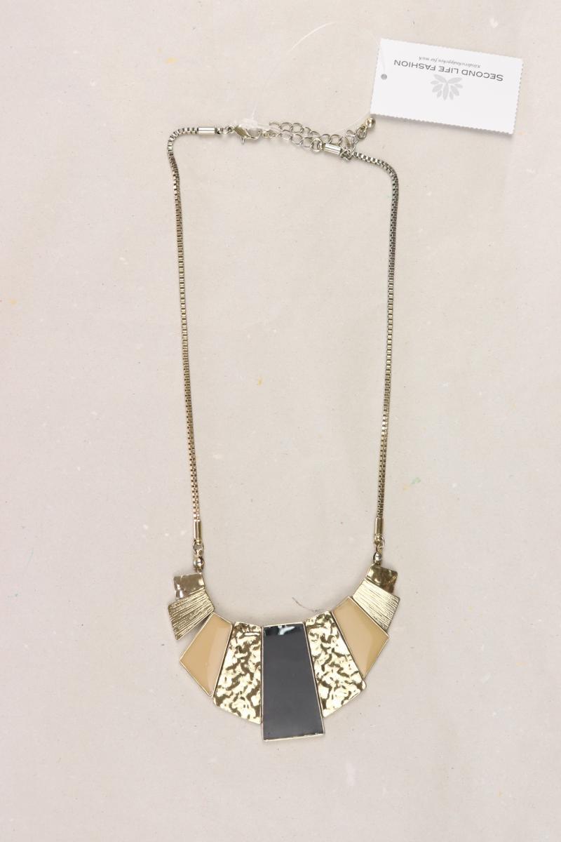 Second Hand Outfit Größe M mit New Look Spitzenbluse in Gr. 38 und Halskette