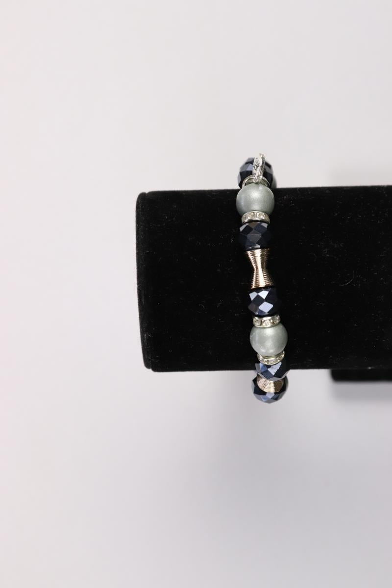 Second Hand Outfit Größe L mit Salsa Schluppenbluse in Gr. L, Zara Rock in Gr. L