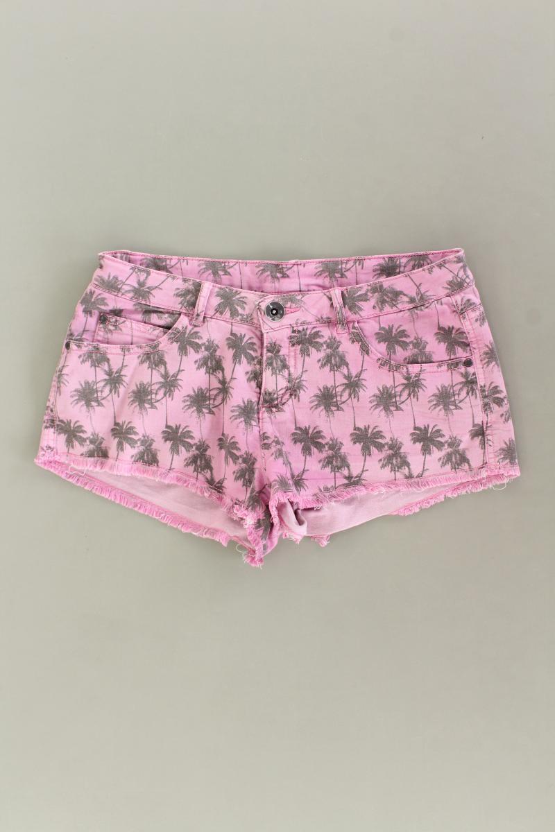 Second Hand Outfit Größe S mit Mango Spaghetti-Top in Gr. S, Hotpants in Gr. 36