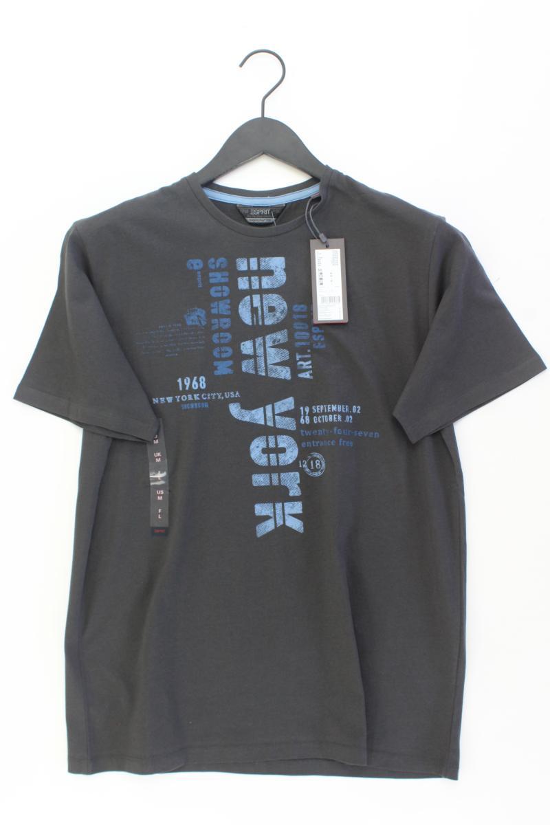 Second Hand Outfit Größe M mit Esprit Printshirt in Gr. M, Jeansshorts in Gr. M