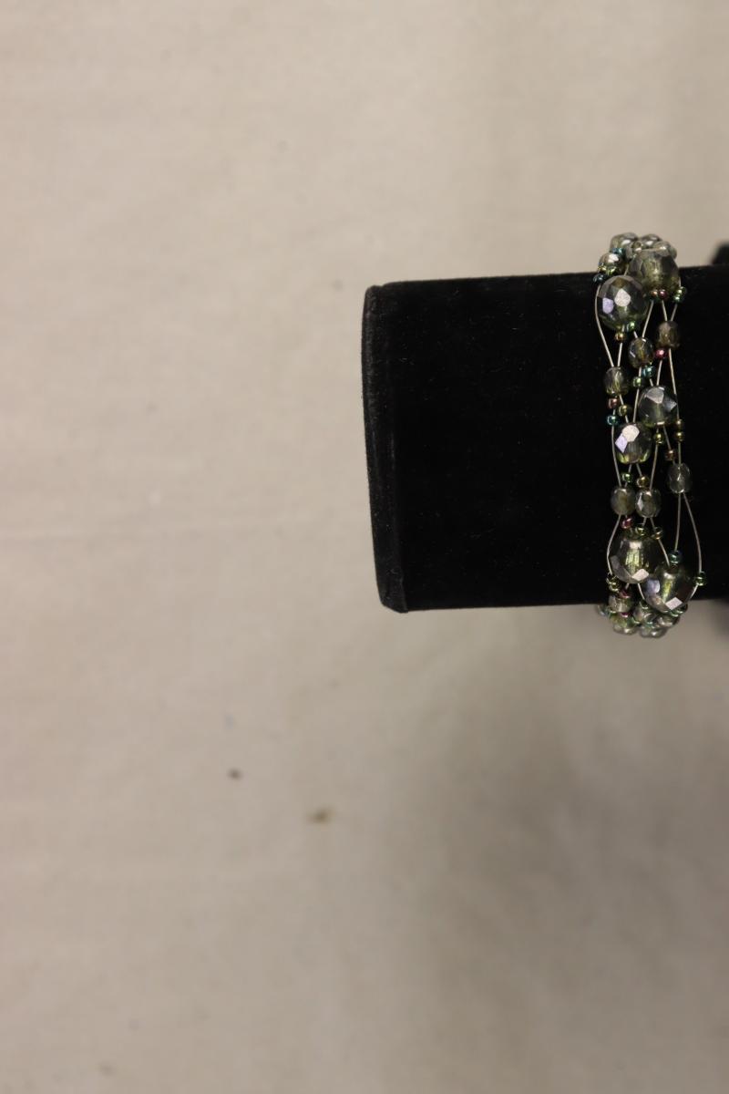 Armband olivgrün