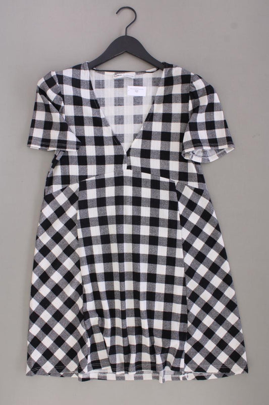 Pull&Bear Kurzarmkleid Gr. M kariert schwarz aus Polyester