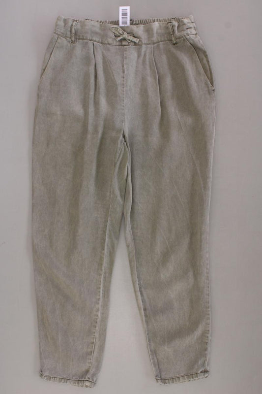Only Stoffhose Gr. S/L30 olivgrün aus Lyocell