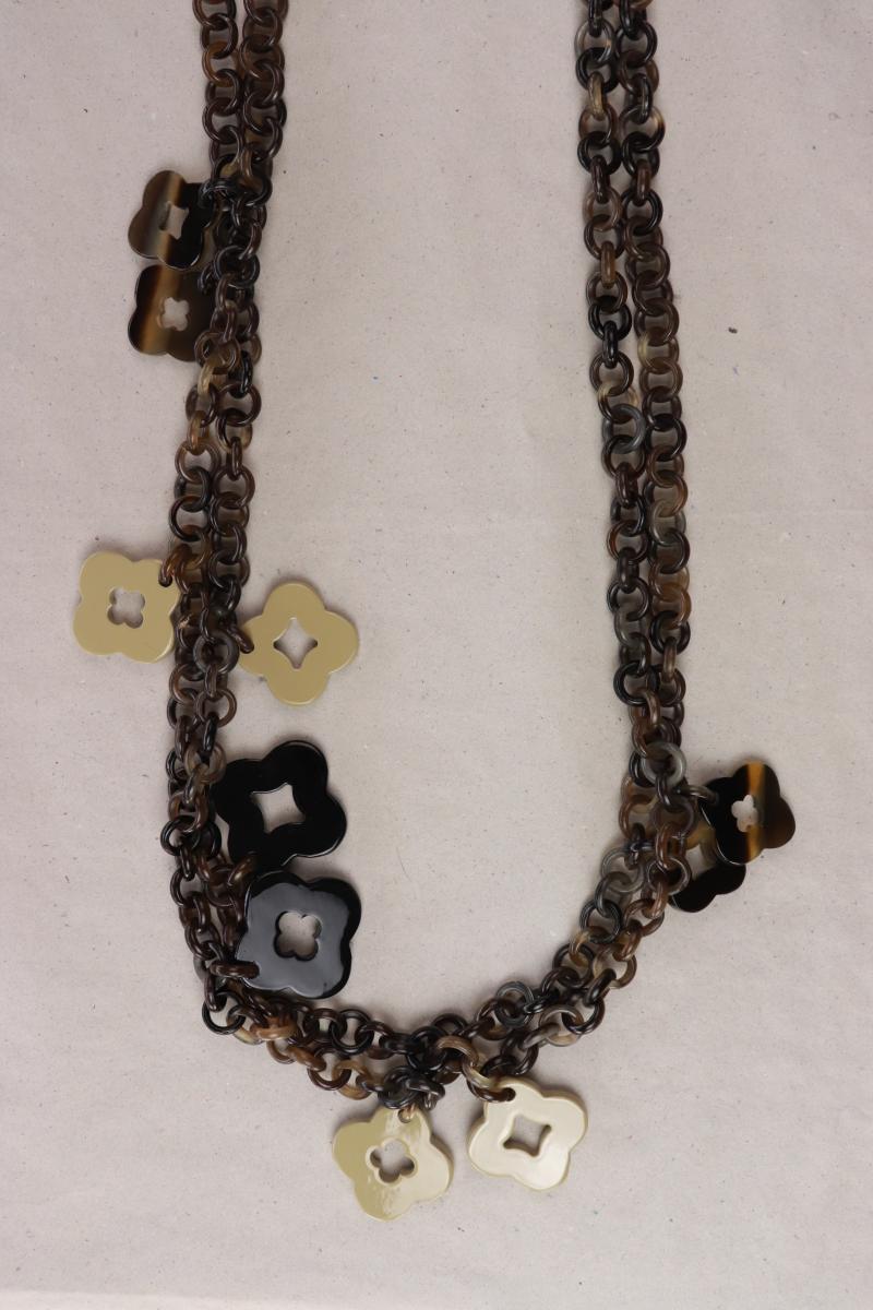 Second Hand Outfit Größe L mit Esprit Regular Bluse in Gr. 42 und Halskette