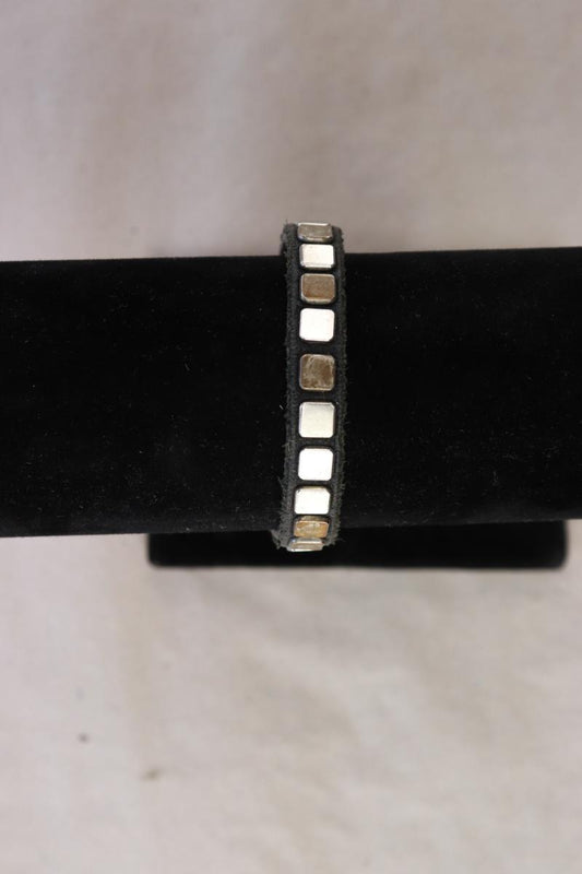 Armband grau aus Leder