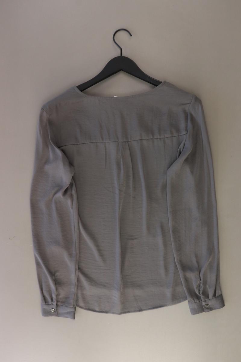 Second Hand Outfit Größe L mit Vila Langarmbluse in Gr. L und Halskette