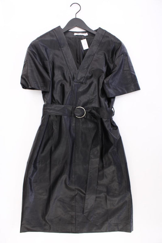 NA-KD Kunstlederkleid Gr. 40 neuwertig mit Gürtel Kurzarm schwarz