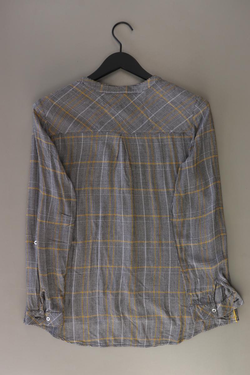 Second Hand Outfit Größe L mit Liberty Karobluse in Gr. L und Schmuck