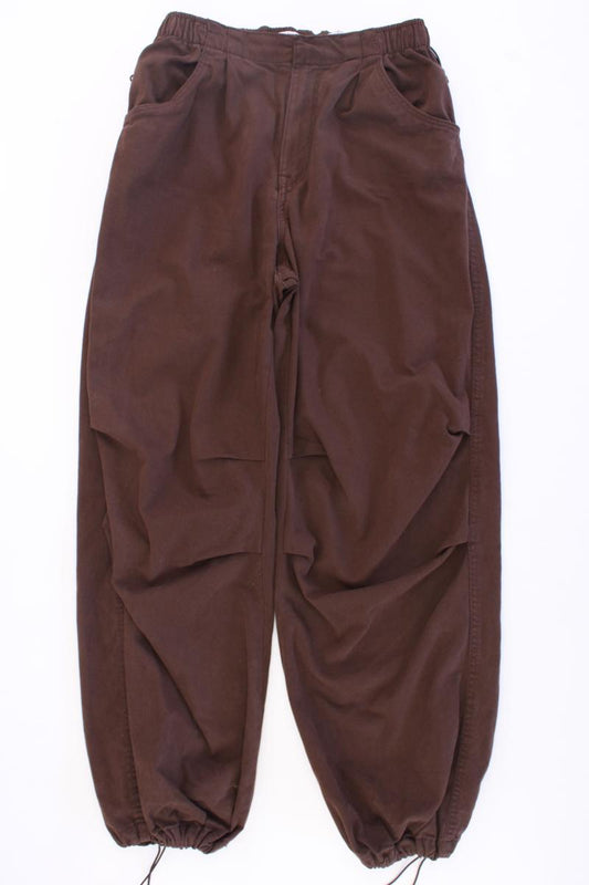 Bershka Cargohose Gr. M braun