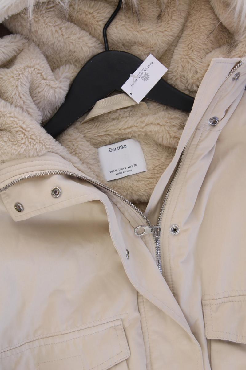 Bershka Kapuzenjacke Gr. S creme aus Polyacryl