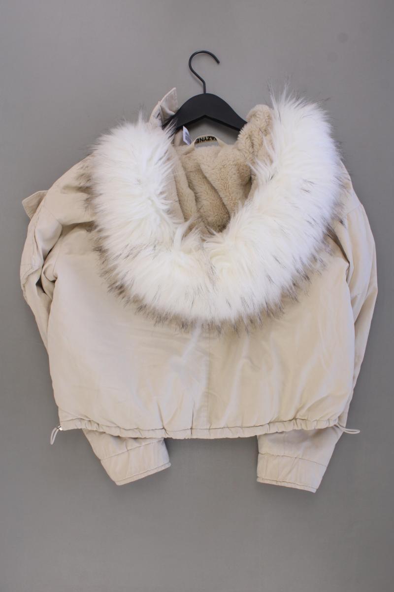 Bershka Kapuzenjacke Gr. S creme aus Polyacryl