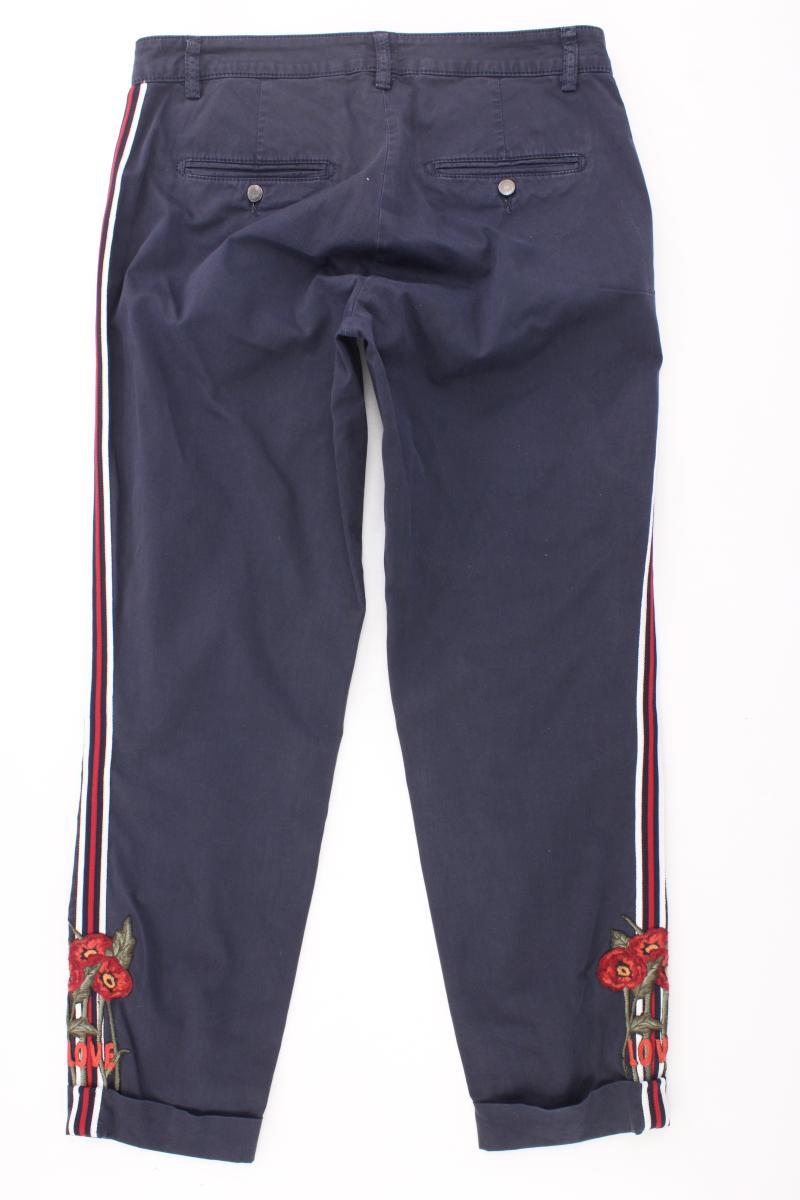 Second Hand Outfit Größe M mit More&More Kurzarmbluse in Gr. 38 und Halskette