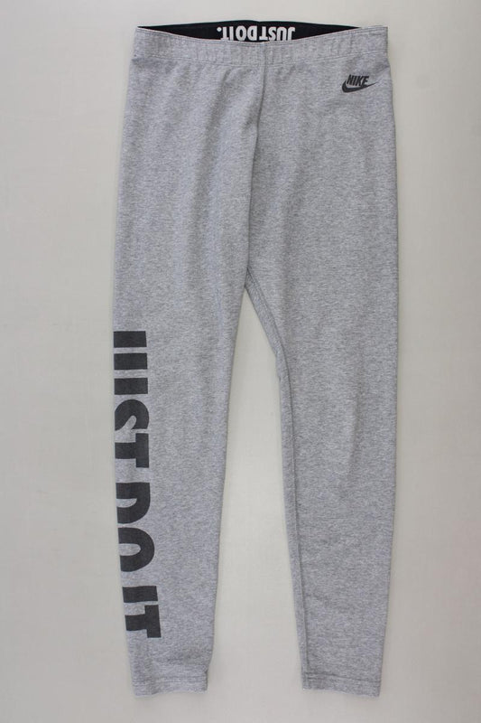 Nike Sporthose Gr. M grau aus Baumwolle