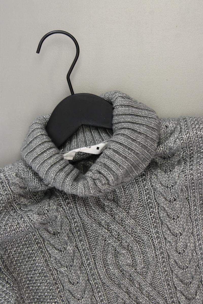 Second Hand Outfit Größe S mit Reserved Rollkragenpullover in Gr. S und Gürtel