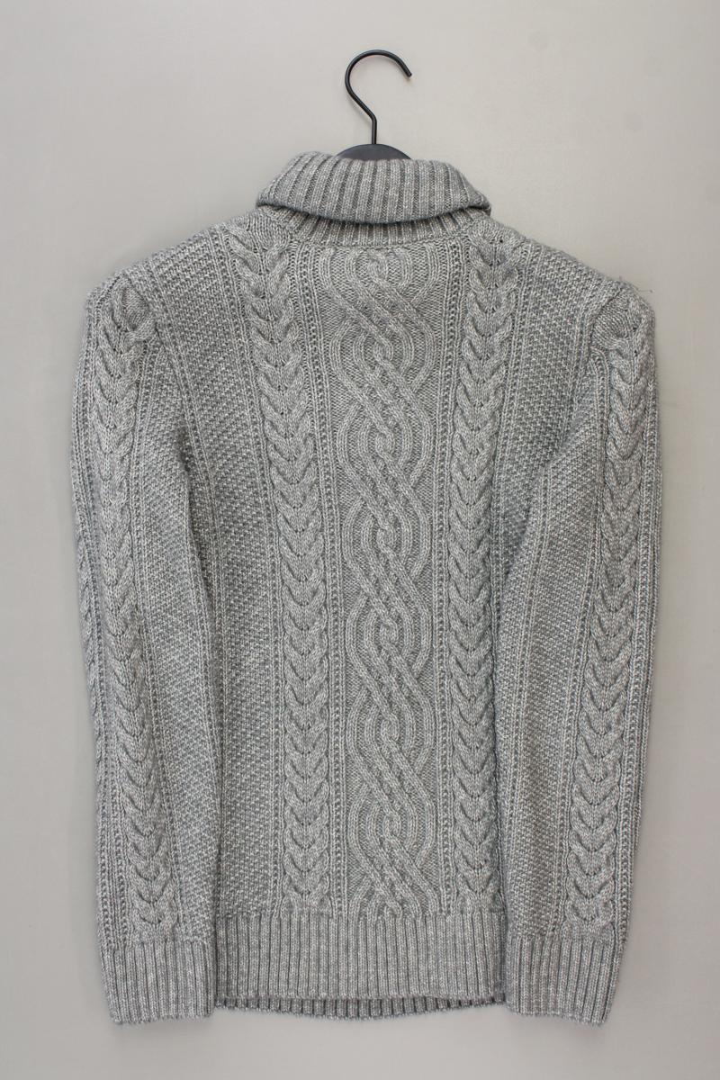 Second Hand Outfit Größe S mit Reserved Rollkragenpullover in Gr. S und Gürtel