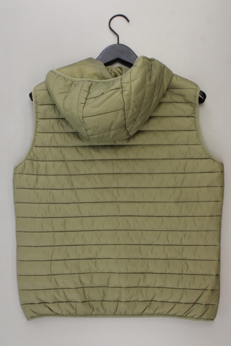Second Hand Outfit Größe S mit Asos Steppweste in Gr. S und Schal