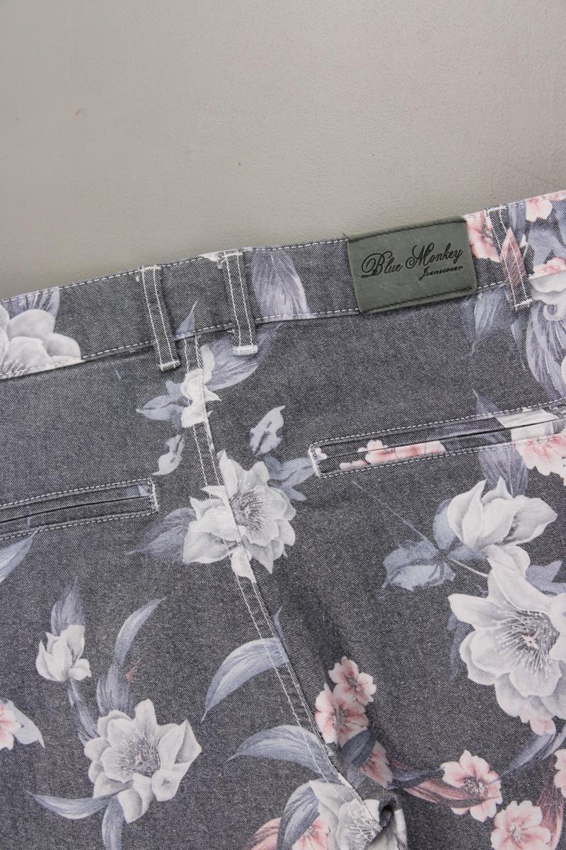Blue Monkey Hose Gr. w28/L32 mit Blumenmuster mehrfarbig aus Baumwolle