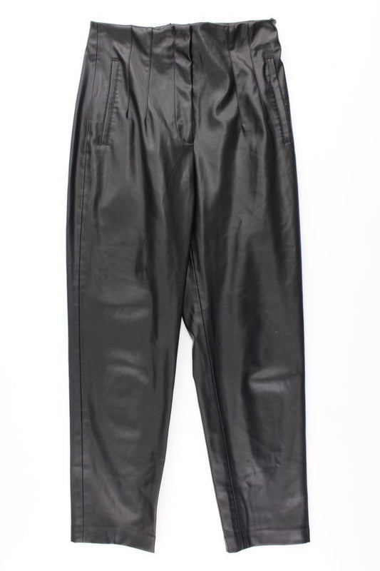 Zara Kunstlederhose Gr. M schwarz aus Polyurethan