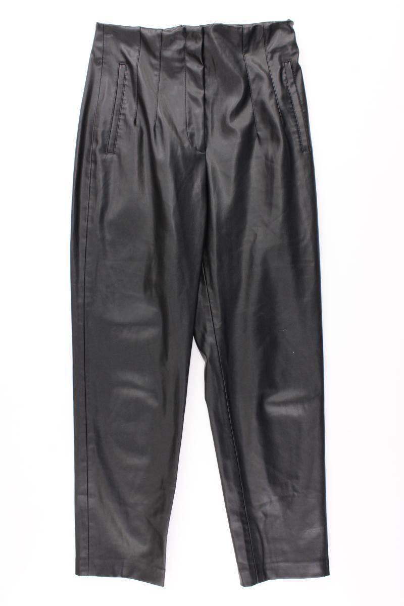 Second Hand Outfit Größe M mit More&More T-Shirt in Gr. 38 und Halskette