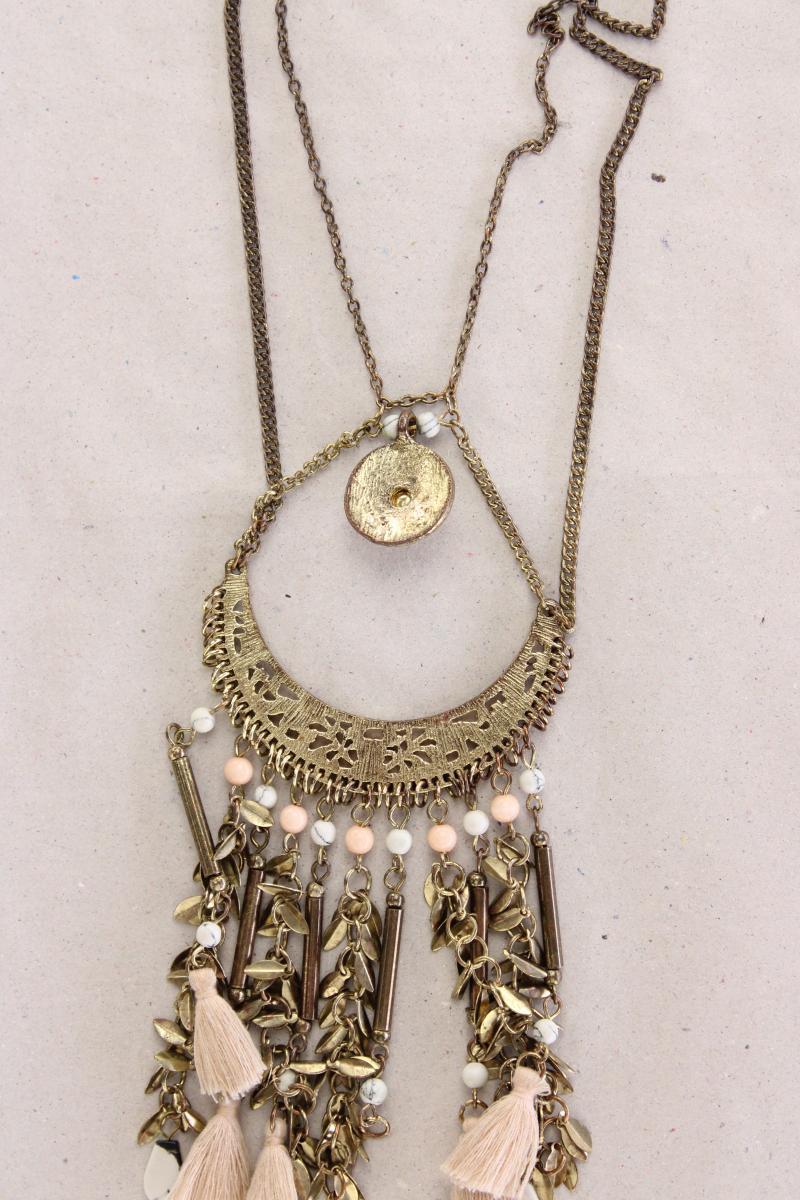 Second Hand Outfit Größe XL mit Esisto Cashmerepullover in Gr. XL und Halskette