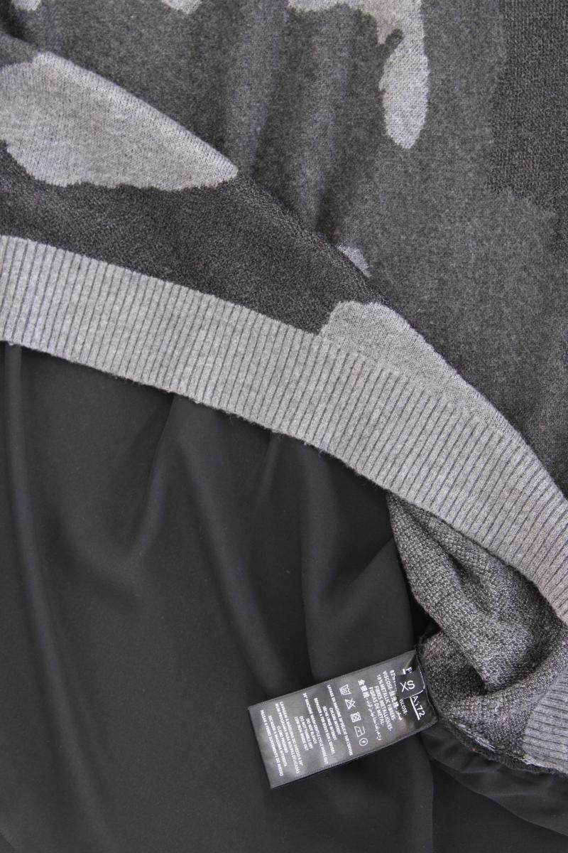 Le temps des cerises Feinstrickpullover Gr. XS camouflage grau aus Viskose
