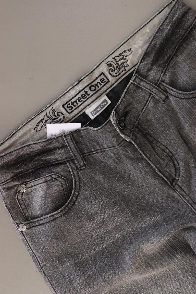 Street One Boot Cut Jeans Gr. W26 grau