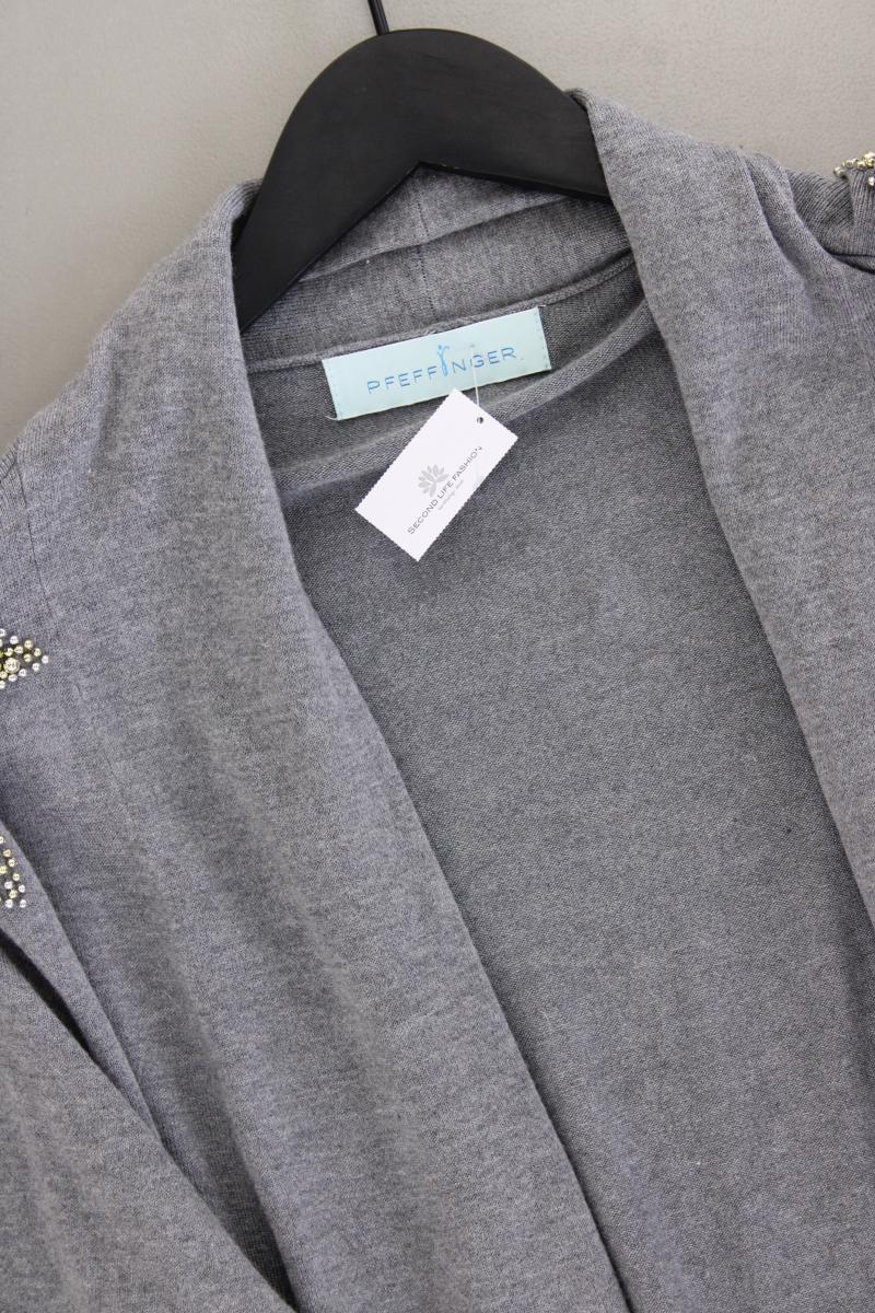 Pfeffinger Strickjacke Gr. 44 neuwertig Langarm grau aus Viskose