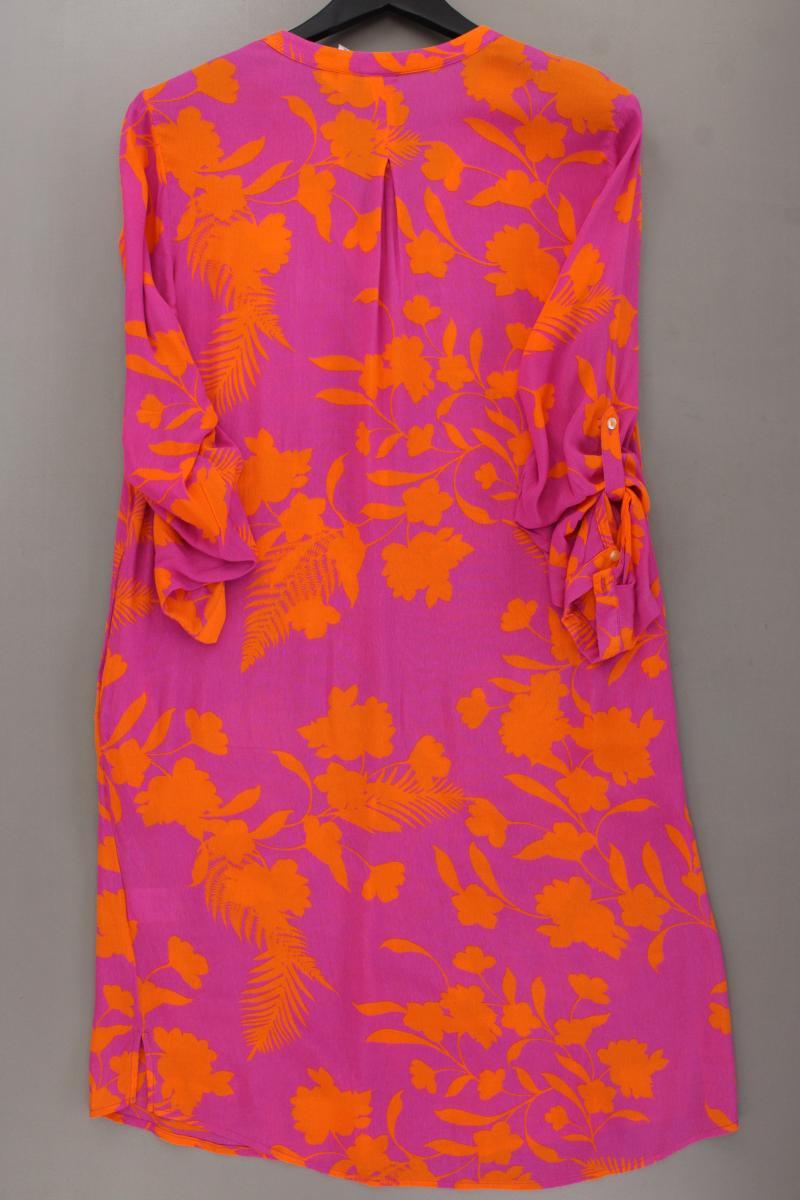 Emily van den Bergh Midikleid Gr. 40 mit Blumenmuster neuwertig 3/4 Ärmel lila