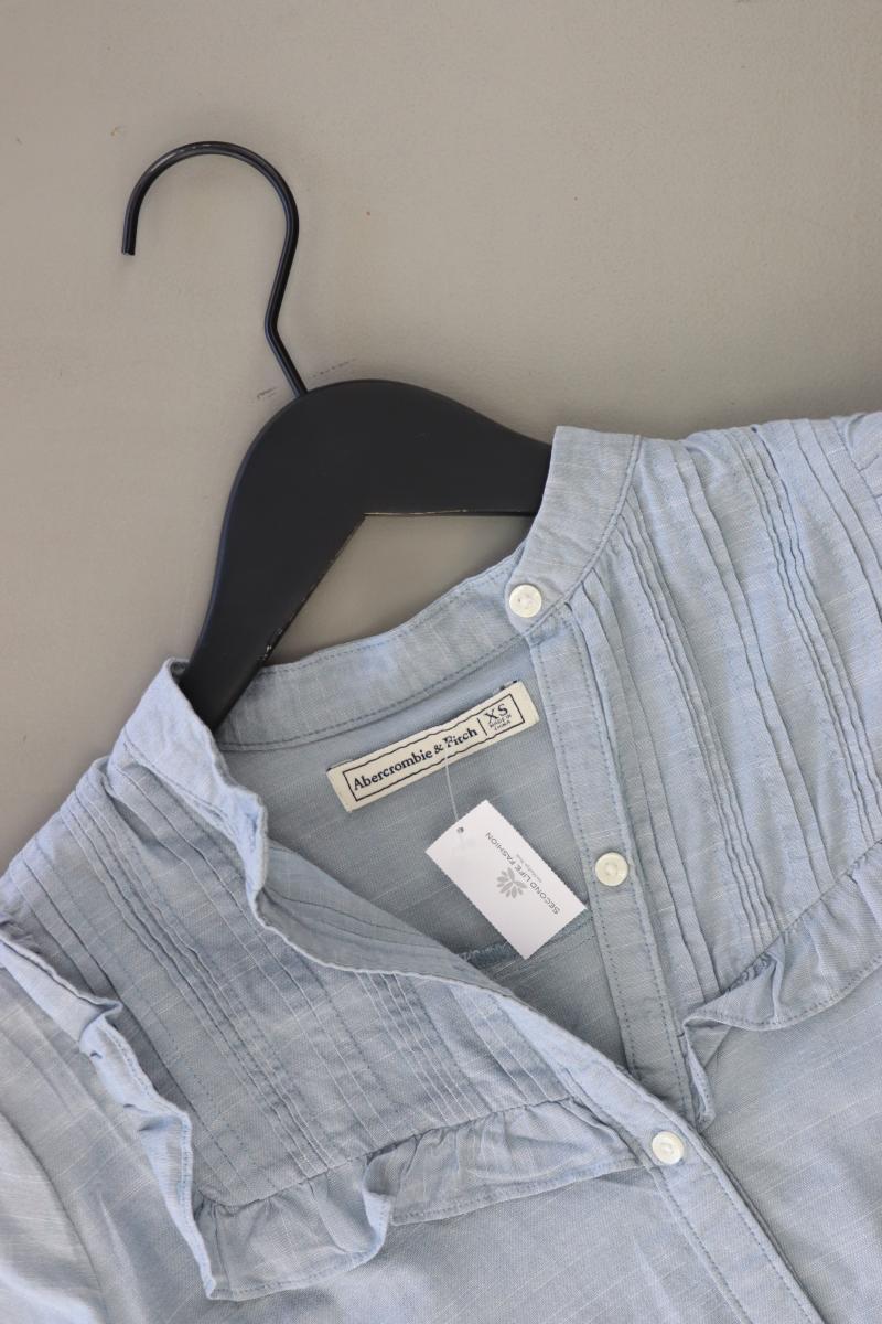 Abercrombie & Fitch Rüschenbluse Gr. XS Kurzarm blau aus Baumwolle