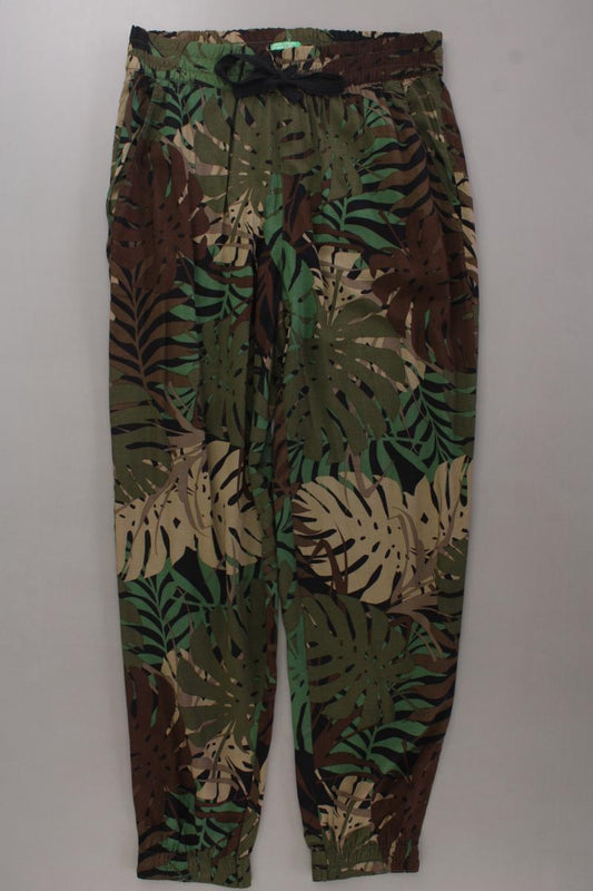 United Colors of Benetton Stoffhose Gr. S olivgrün aus Viskose