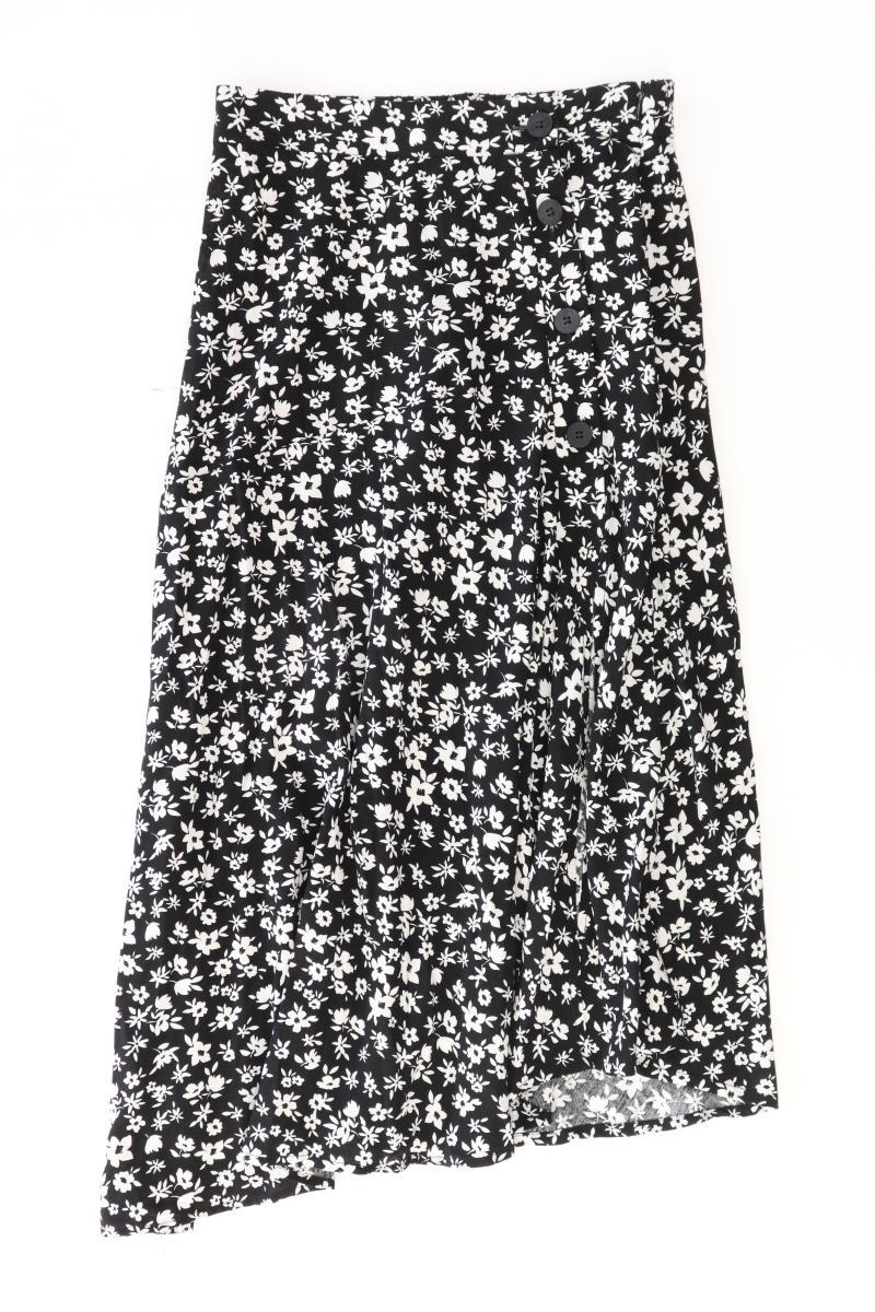 Bershka Midirock Gr. S mit Blumenmuster schwarz aus Viskose
