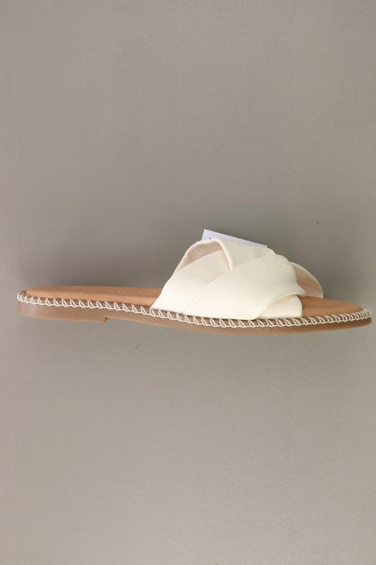Tamaris Sandalen Gr. 37 creme aus Leder