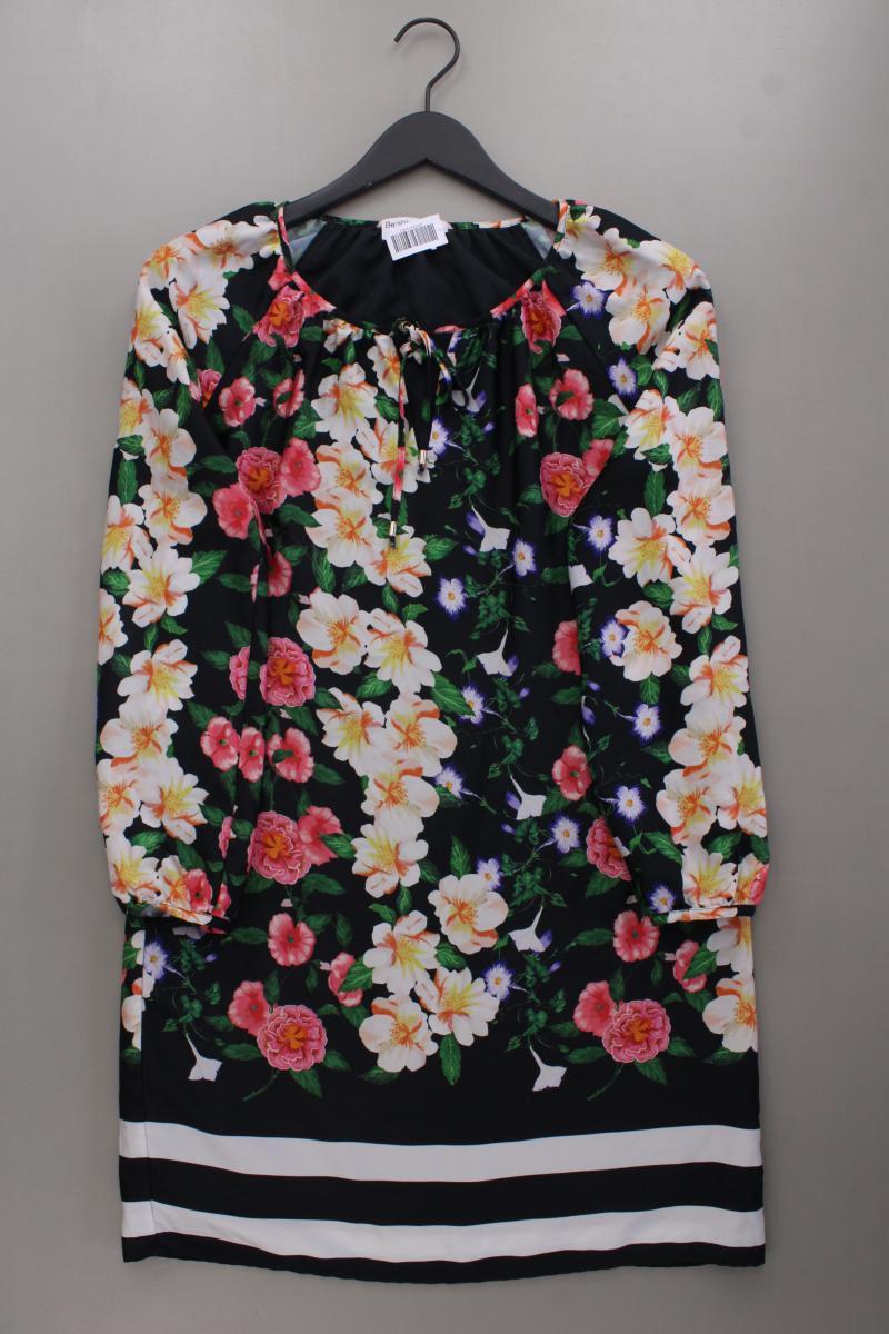 Bershka Langarmkleid Gr. M mit Blumenmuster mehrfarbig
