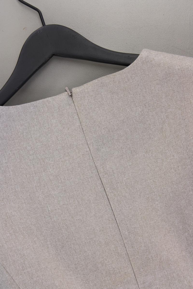 Second Hand Outfit Größe M mit Best Connections T-Shirt in Gr. 38 und Halskette