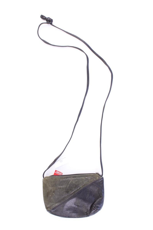 Bree Umhängetasche Vintage schwarz aus Leder