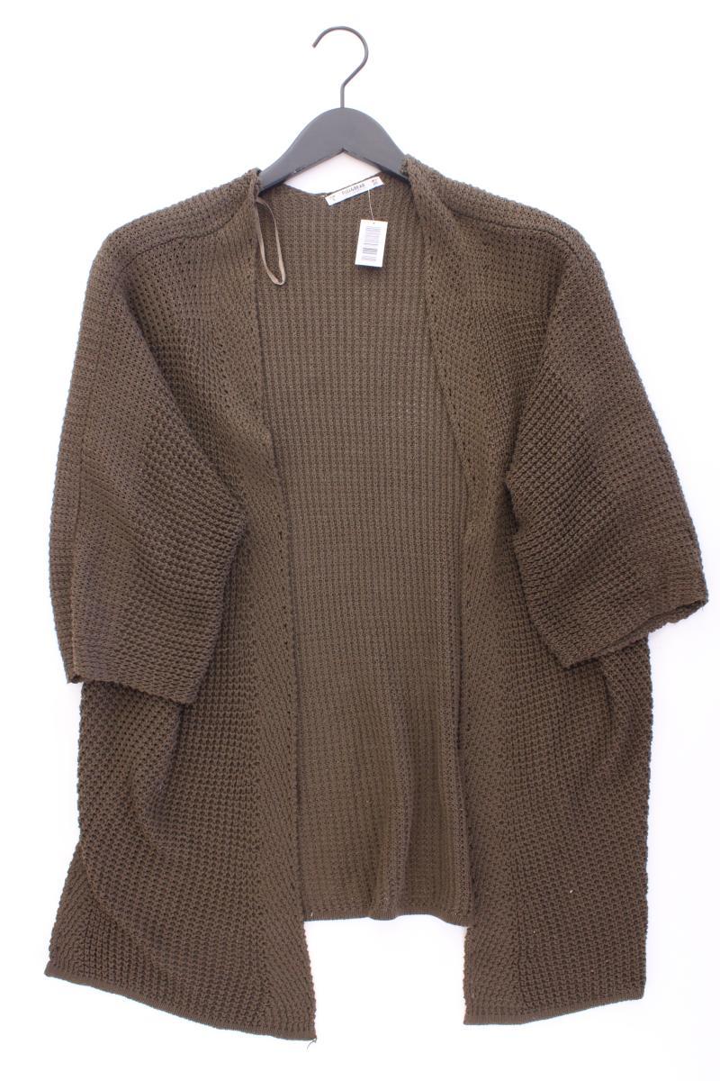 Second Hand Outfit Größe S mit Pull&Bear Strickjacke in Gr. S und Halskette