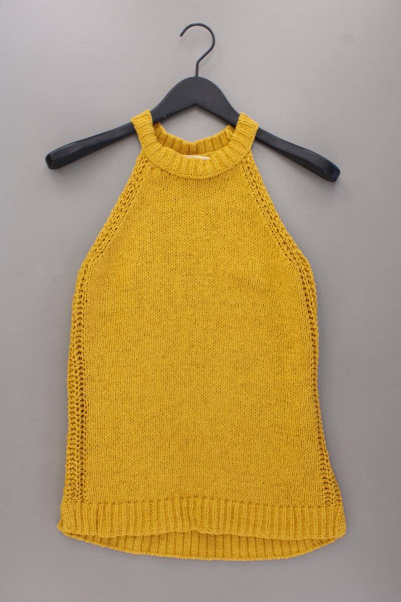 Second Hand Outfit Größe M mit Esprit Stricktop in Gr. M und Halskette