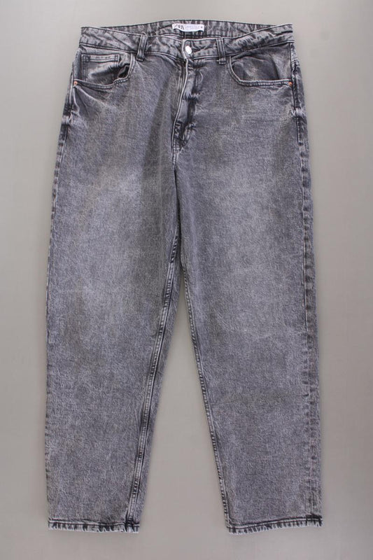 Zara Mom Jeans Gr. 44 neuwertig grau